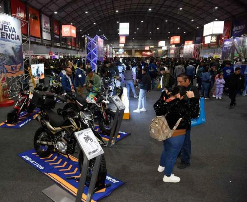 ¿Qué exposiciones se presentarán en la Expo Moto AAP 2027 en Perú?